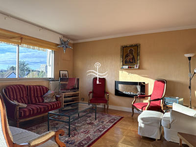 Appartement - 123 m² - 5 pièces