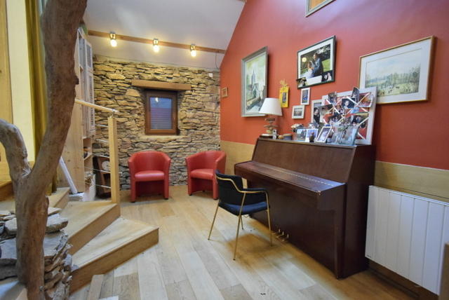 Maison - 180 m² - 6 pièces