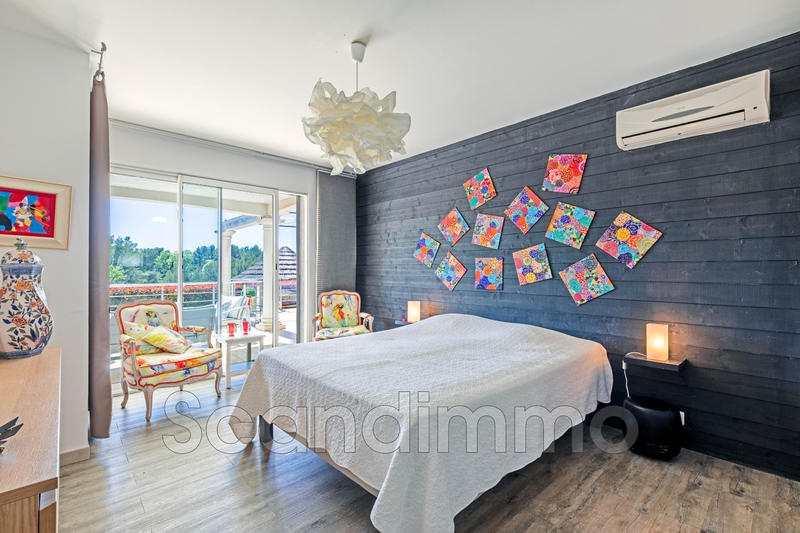 Maison - 168 m² - 4 pièces