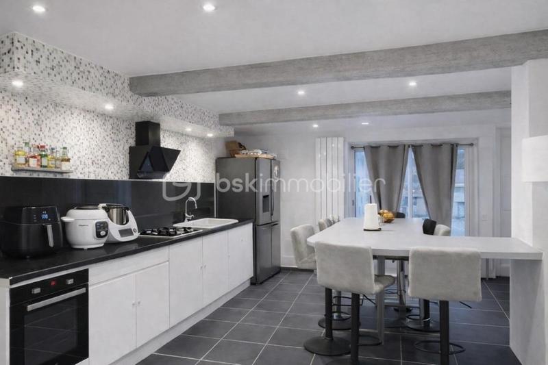 Maison de ville - 155 m² - 7 pièces