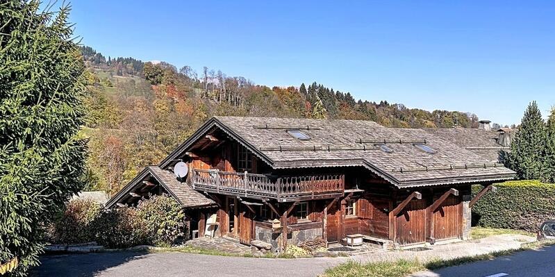 Châlet - 159 m² - 10 pièces