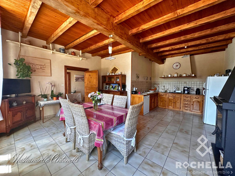 Maison ancienne - 201 m² - 6 pièces