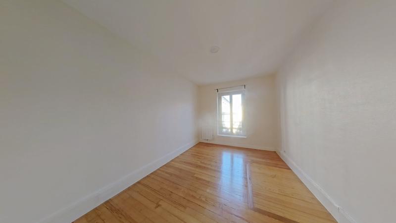 Appartement - 98 m² - 4 pièces