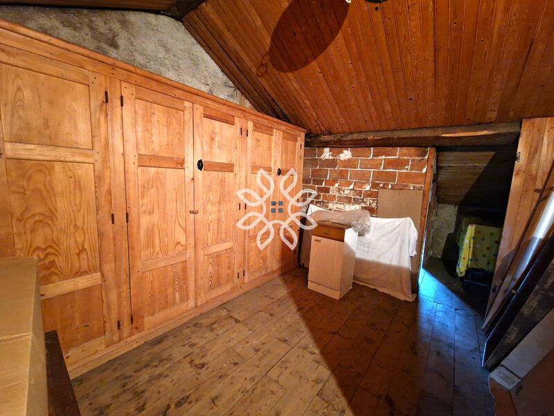 Maison - 102 m² - 5 pièces