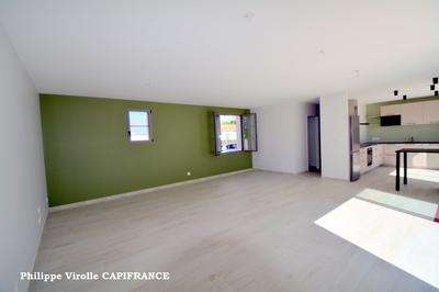 Maison - 137 m² - 6 pièces