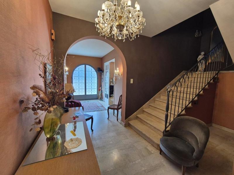 Maison bourgeoise - 275 m² - 10 pièces
