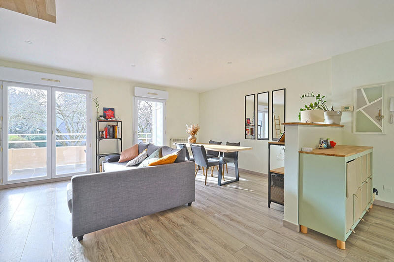 Appartement - 83 m² - 4 pièces