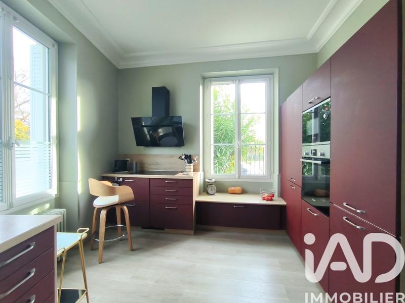 Maison - 321 m² - 15 pièces