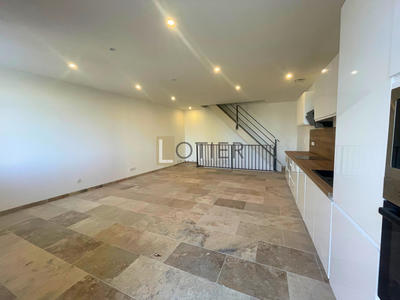 Maison - 87 m² - 3 pièces