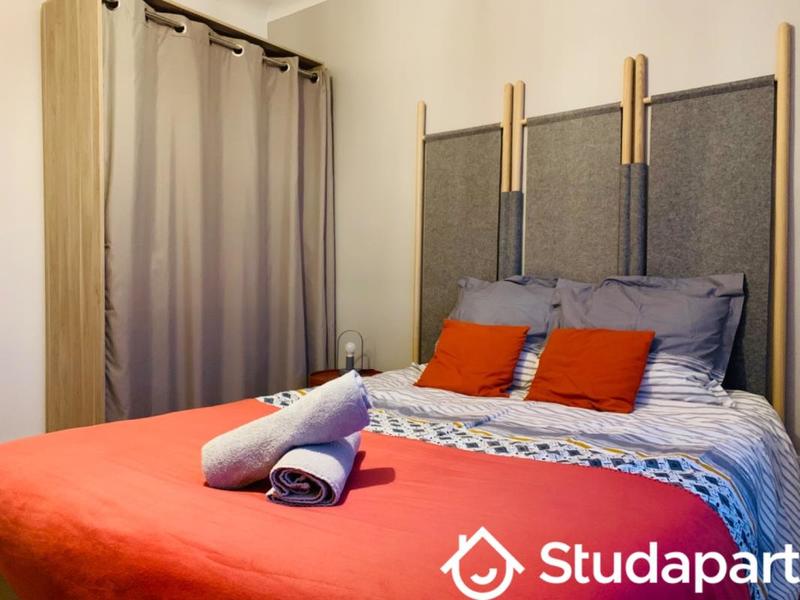 Chambre - 12 m² - 1 pièce