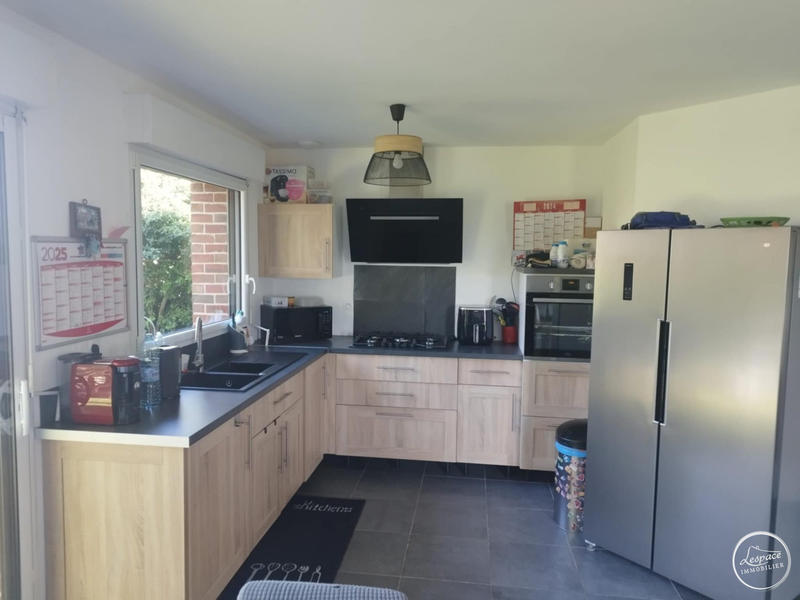 Maison - 85 m² - 5 pièces