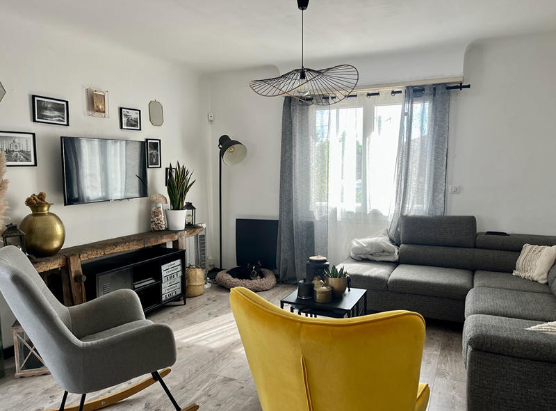 Appartement - 120 m² - 6 pièces