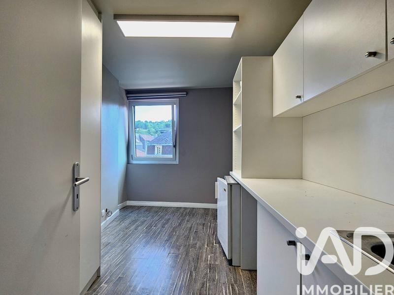 Appartement - 187 m² - 6 pièces