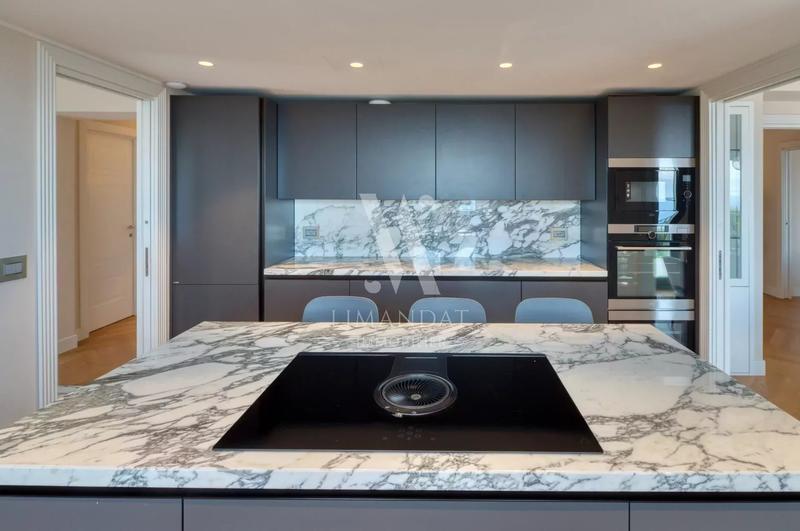 Villa - 200 m² - 5 pièces