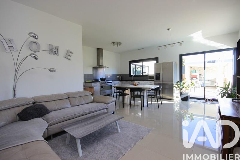 Maison - 181 m² - 7 pièces