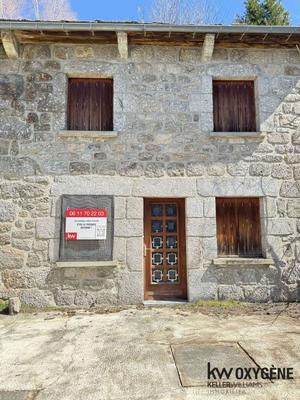 Maison en pierre - 164 m² - 6 pièces