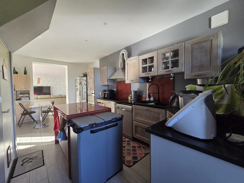 Maison - 137 m² - 5 pièces