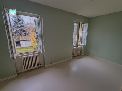 Maison - 143 m² - 6 pièces