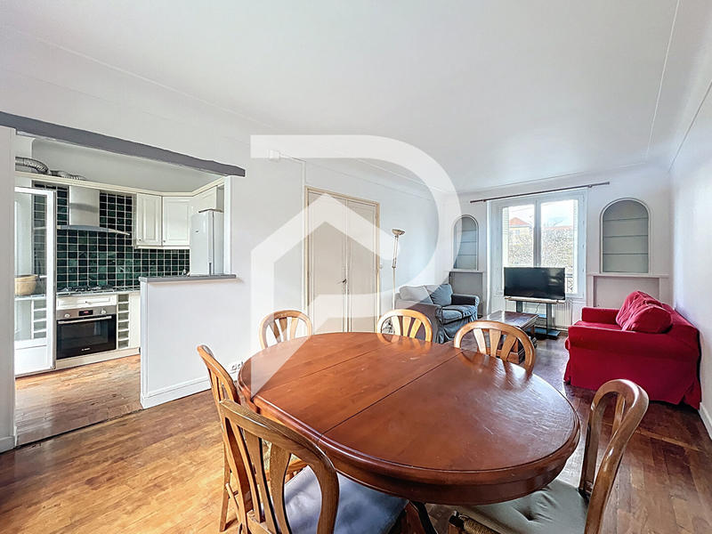 Maison - 80 m² - 5 pièces