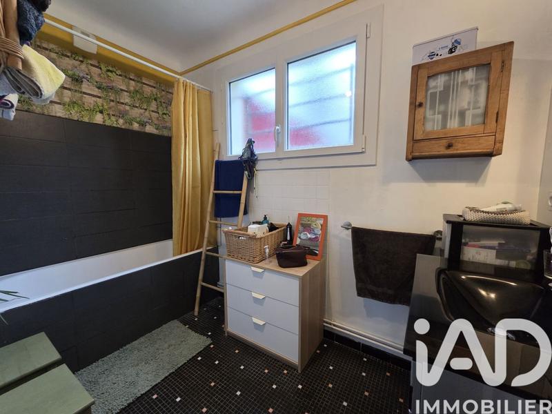 Maison - 203 m² - 7 pièces