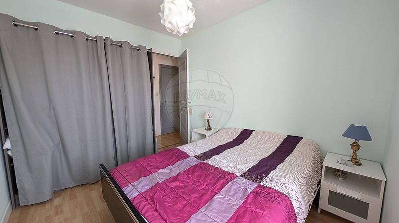 Maison - 420 m² - 17 pièces