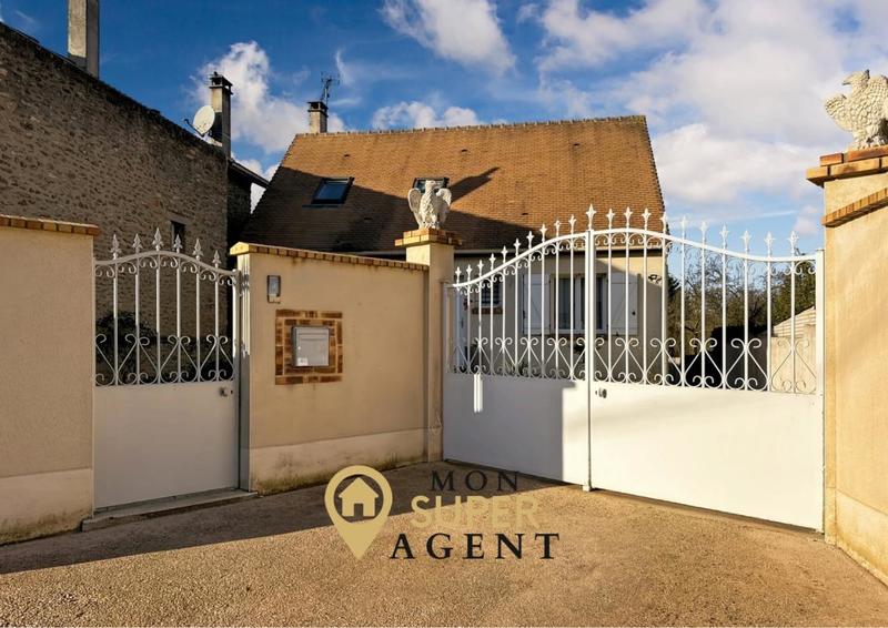 Maison - 105 m² - 5 pièces