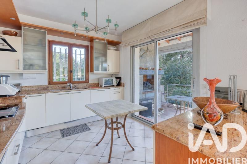 Maison - 162 m² - 7 pièces