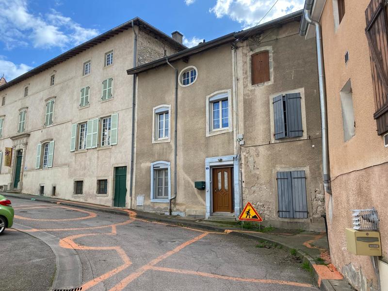 Maison - 92 m² - 5 pièces