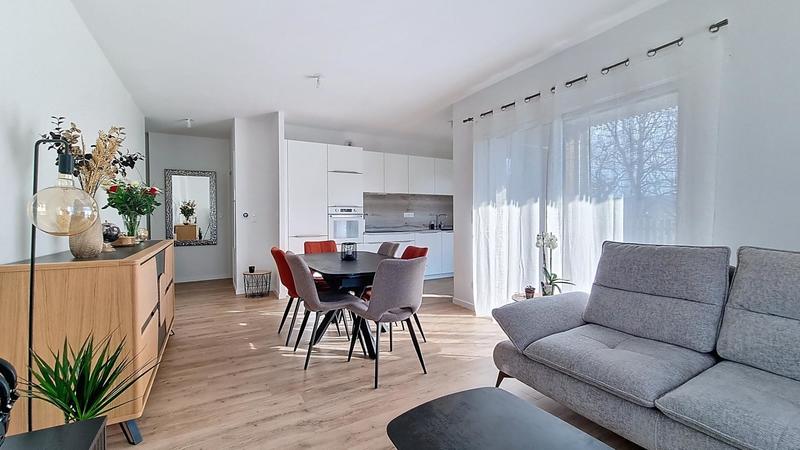 Appartement - 72 m² - 3 pièces