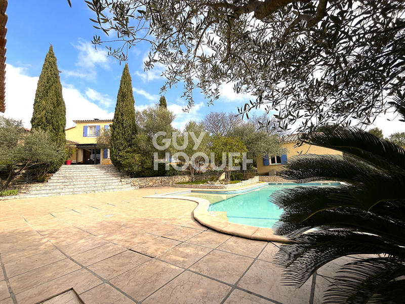 Maison - 134 m² - 6 pièces