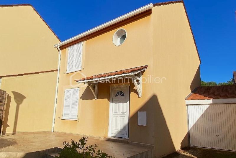 Maison - 72 m² - 4 pièces