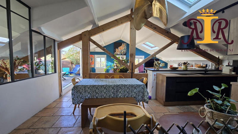 Appartement - 80 m² - 4 pièces