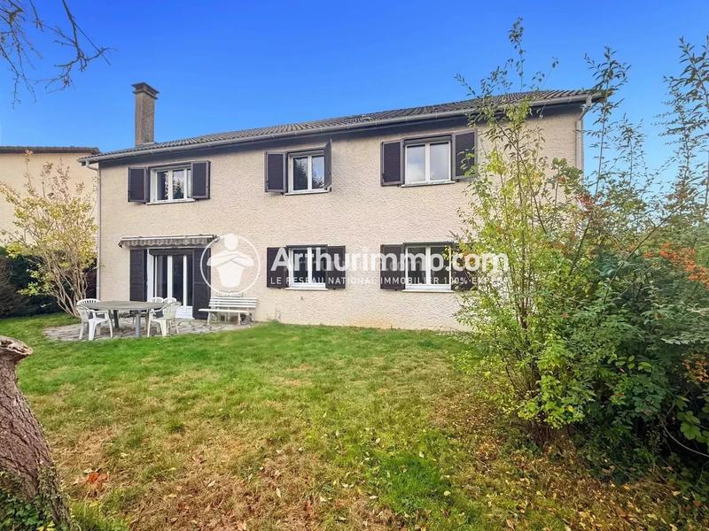Maison - 189 m² - 8 pièces