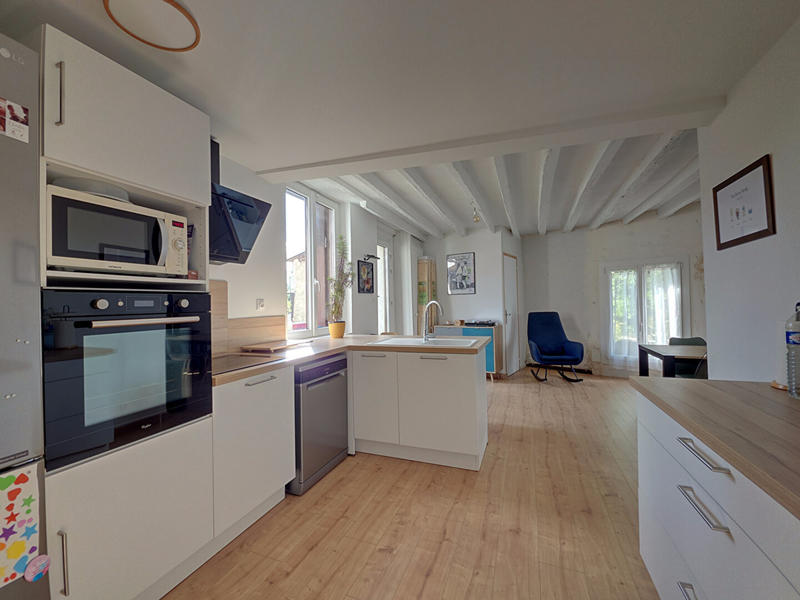 Appartement - 105 m² - 4 pièces