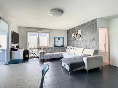 Appartement - 91 m² - 5 pièces