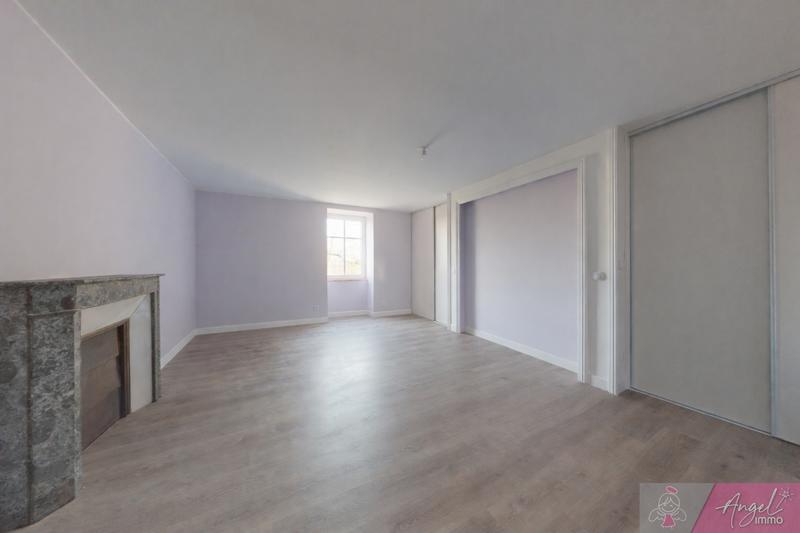 Maison - 250 m² - 8 pièces