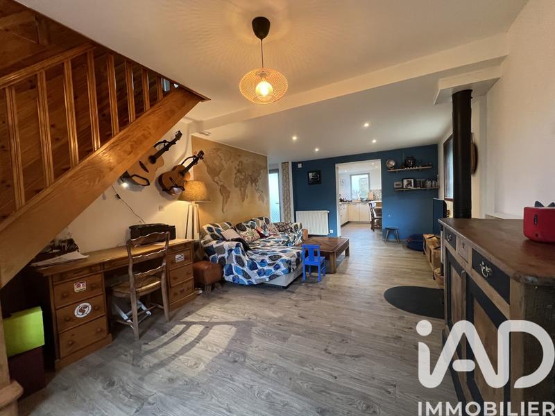 Maison - 99 m² - 5 pièces