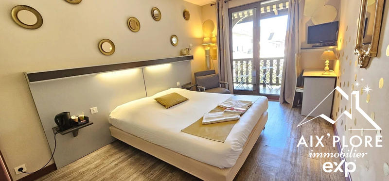 Fonds de commerce - 2 000 m²