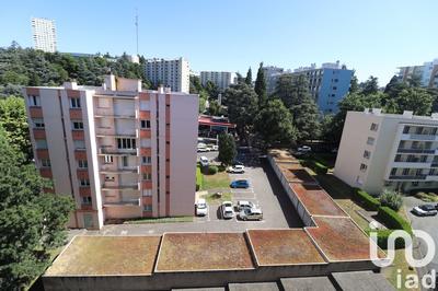 Appartement - 65 m² - 4 pièces