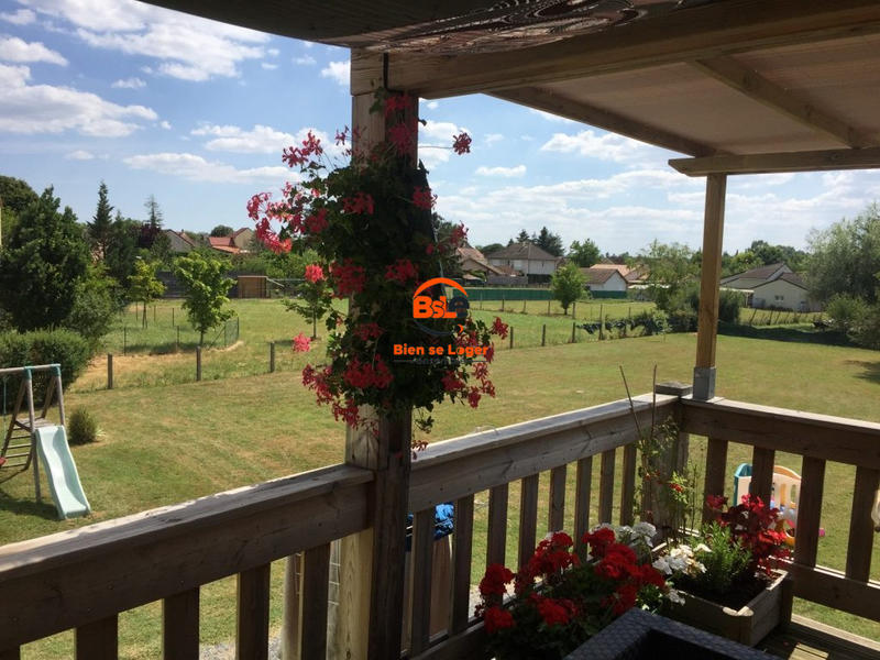 Maison - 185 m² - 8 pièces