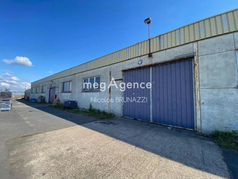 Local commercial - 2 112 m² - 8 pièces