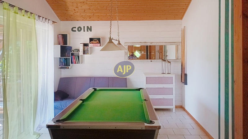 Maison - 147 m² - 4 pièces