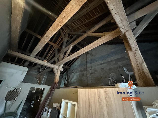 Appartement - 232 m² - 5 pièces