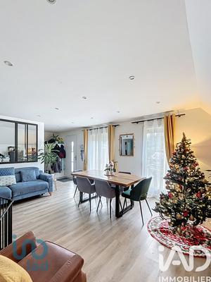 Maison - 115 m² - 5 pièces