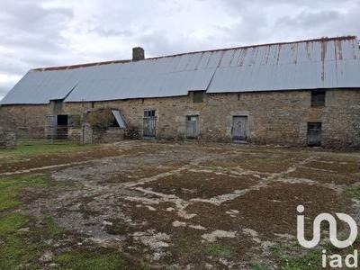 Maison - 300 m² - 1 pièce