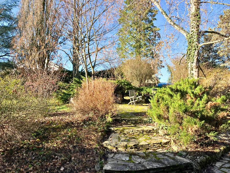 Maison - 162 m² - 6 pièces