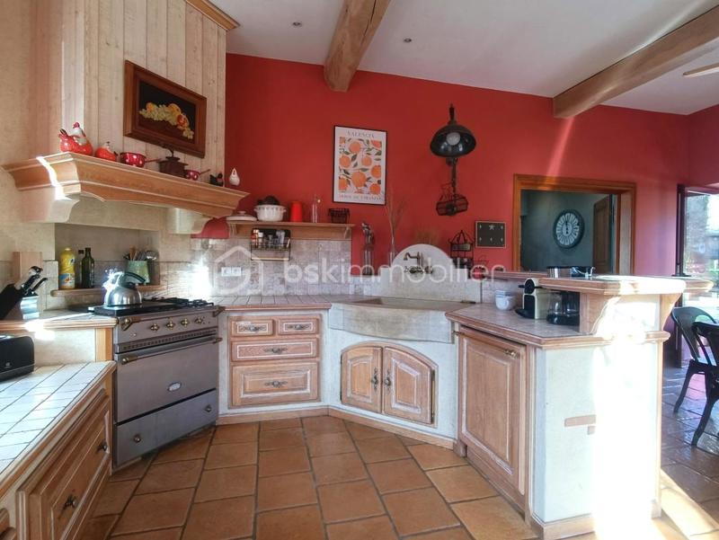 Maison de ville - 276 m² - 11 pièces