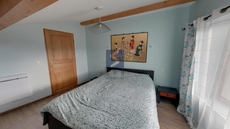 Maison - 95 m² - 4 pièces