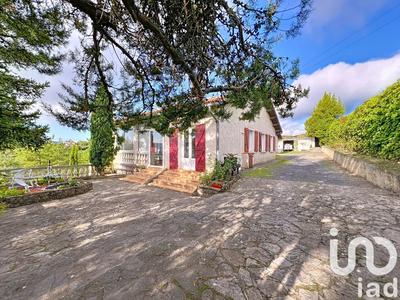 Maison - 120 m² - 6 pièces