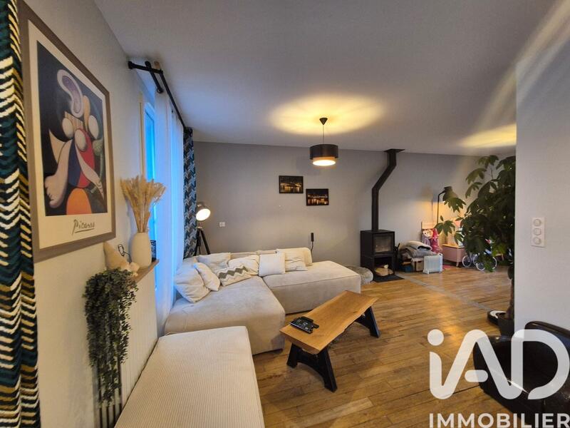 Maison - 83 m² - 5 pièces